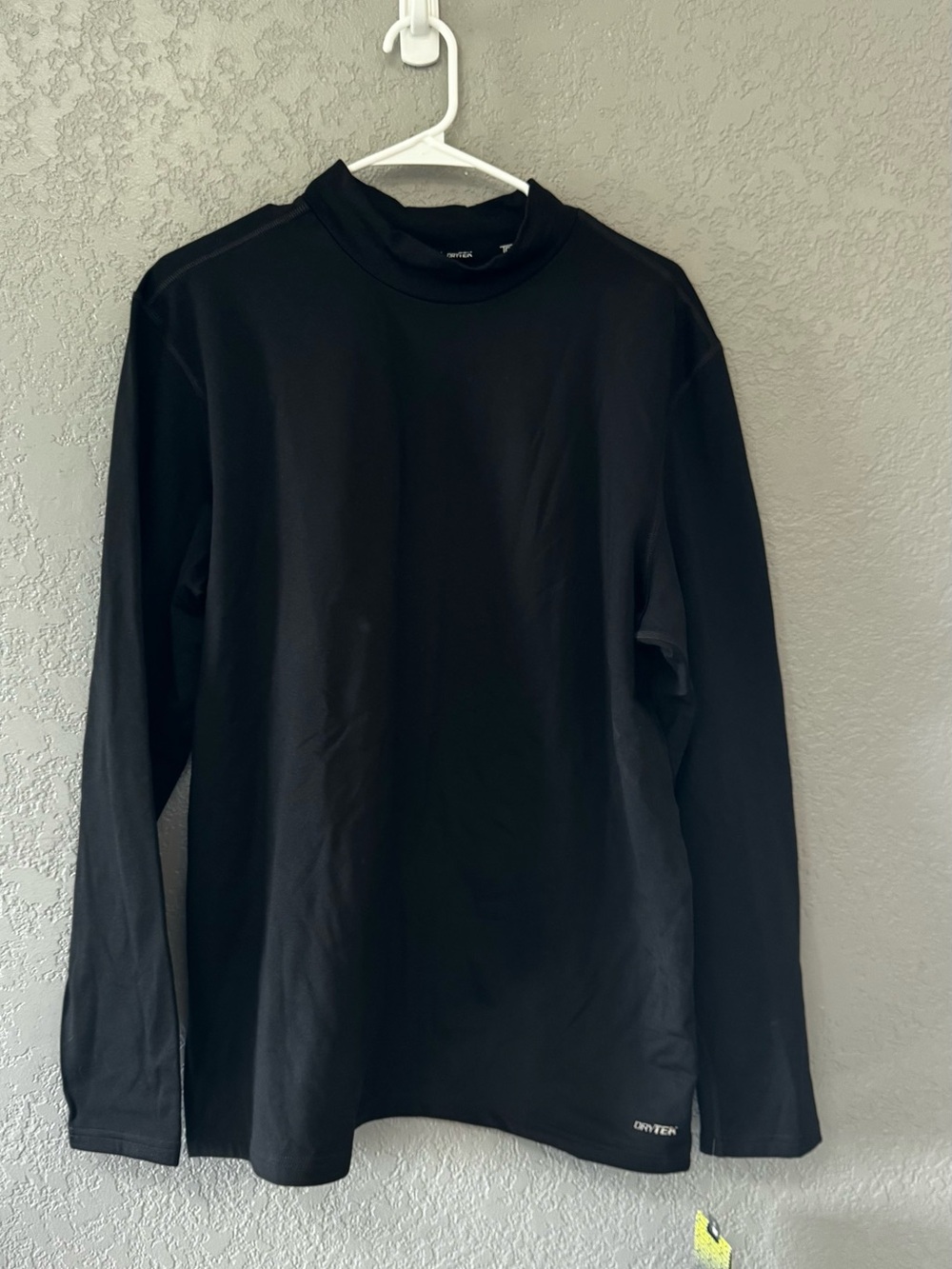 [178] tek gear Black Long-Sleeve Mock Neck Performance Shirt